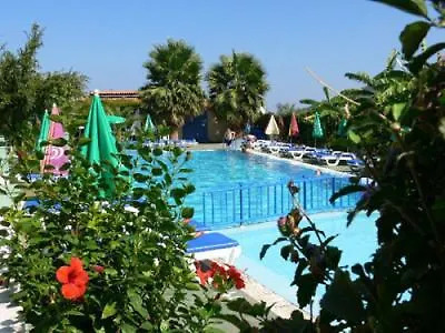 Verano Beach Hotel İçmeler
