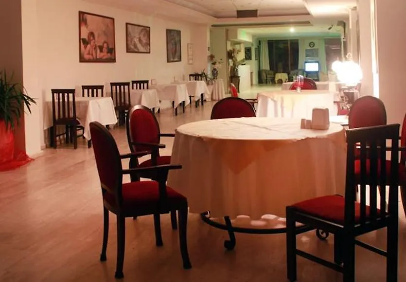 **  Verano Beach Hotel İçmeler Türkiye