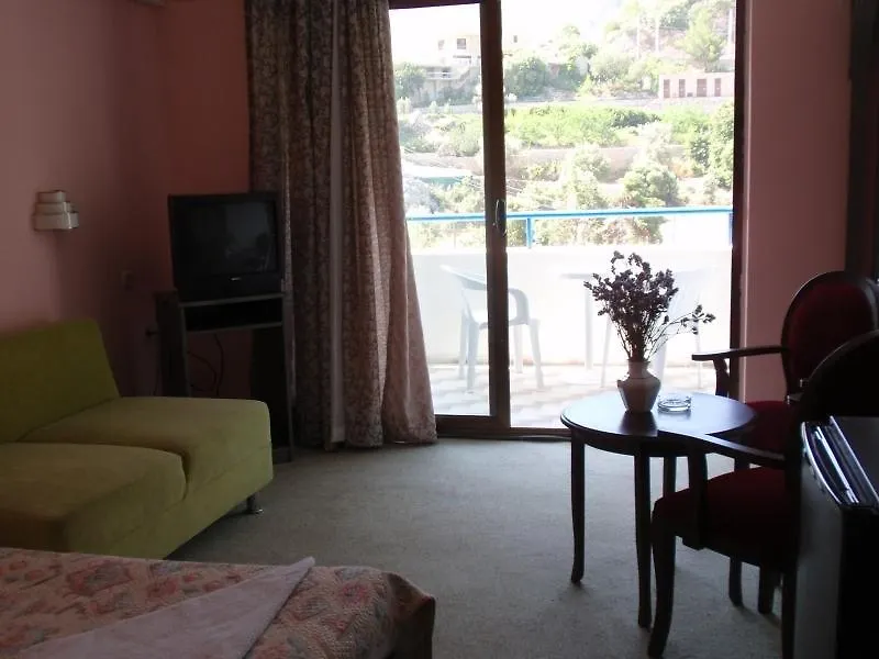Verano Beach Hotel İçmeler Türkiye