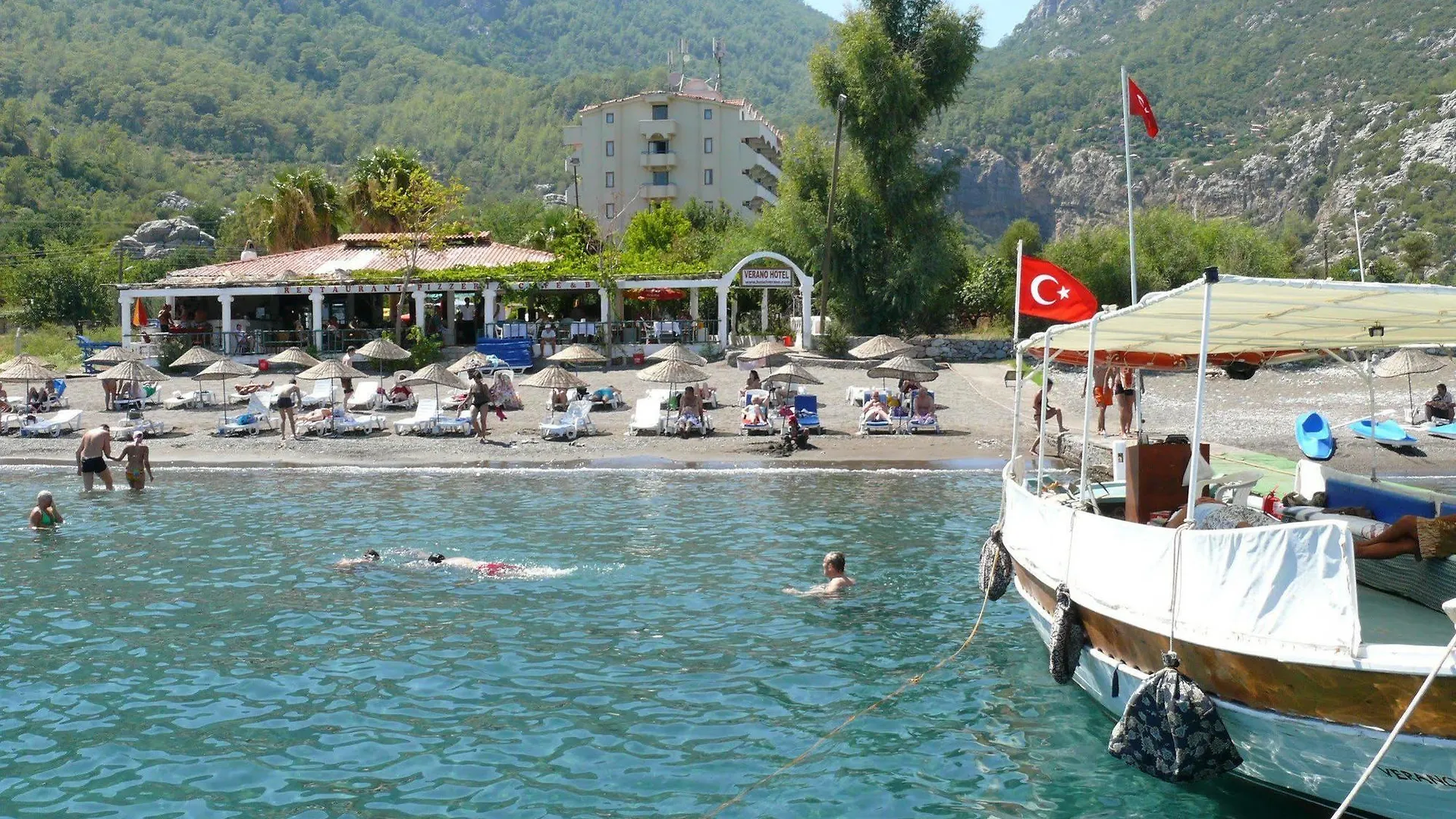 Verano Beach Hotel İçmeler 2*,