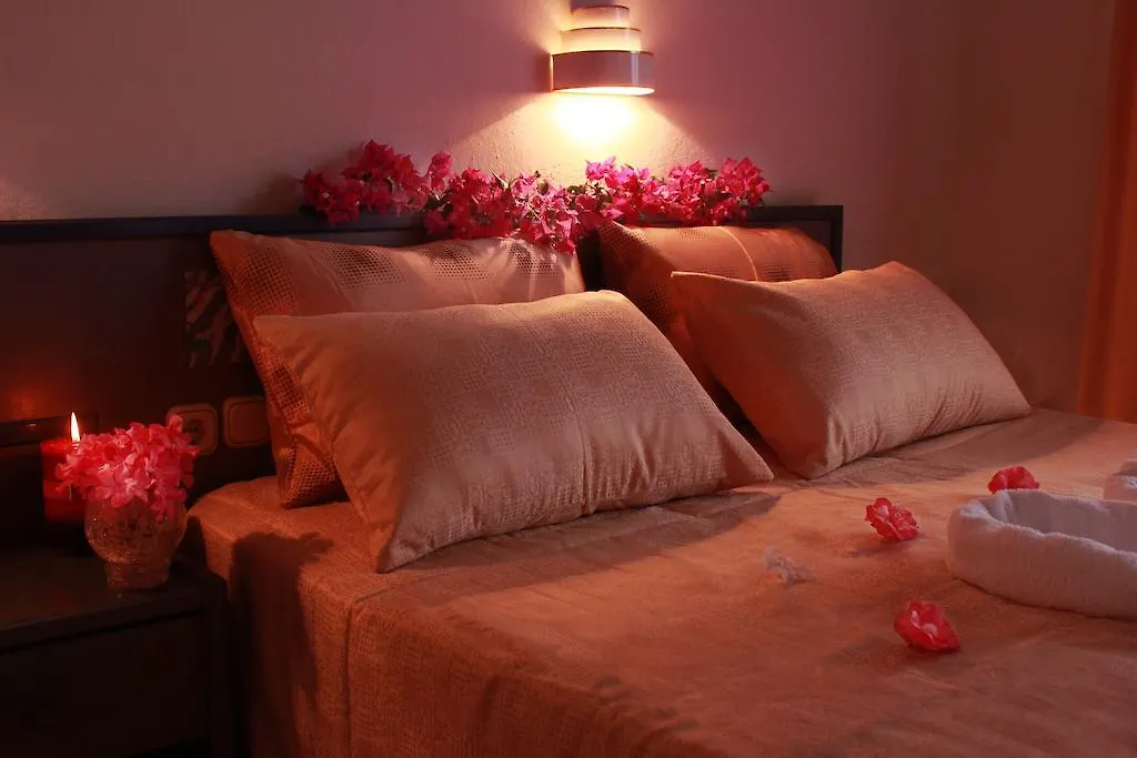 Verano Beach Hotel İçmeler