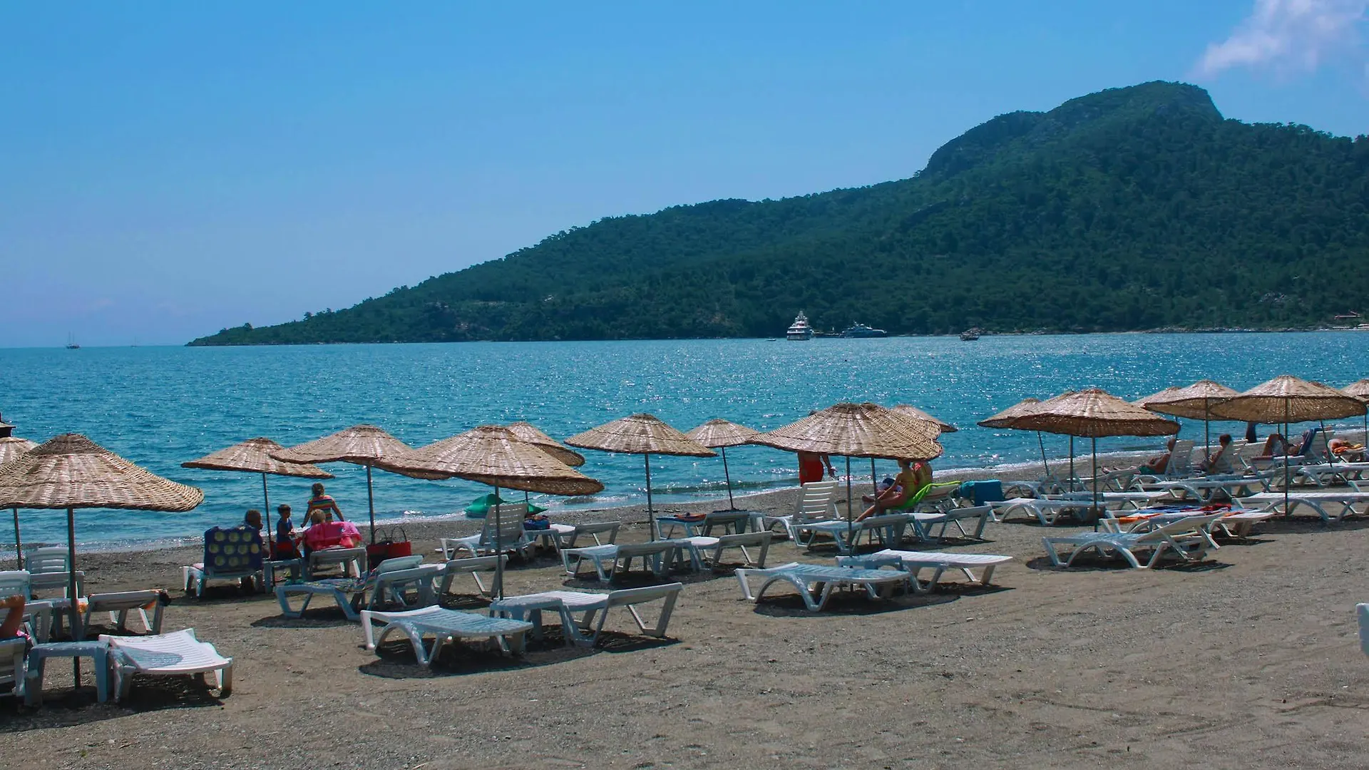 Verano Beach Hotel İçmeler 2*,
